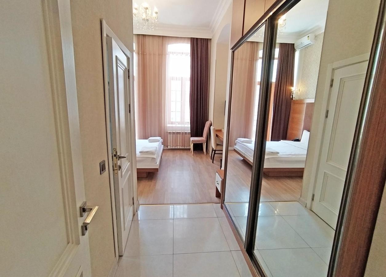 Solo Hotel On Nizami Street Baku Exterior foto
